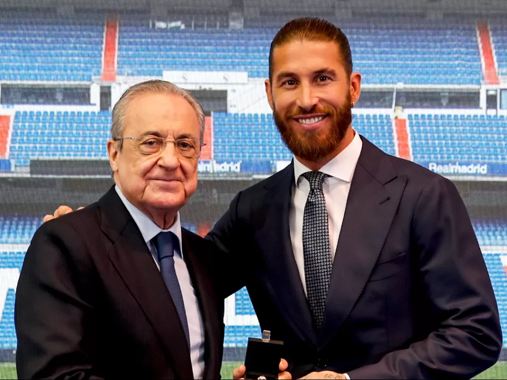 Sergio Ramos dan presiden Real Madrid, Florentina Perez. (photo/Twitter/realmadrid)