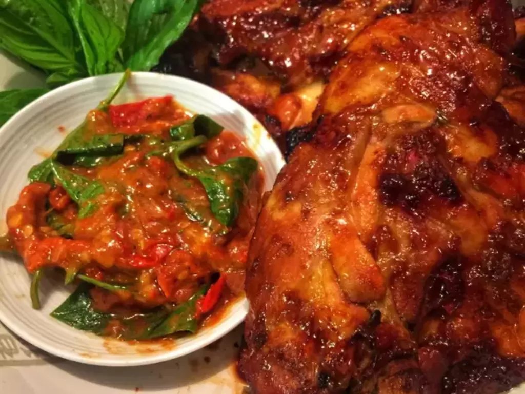 Ayam Bakar Madu Sambal Kecap (Cookpad/Azizah Kitchen)