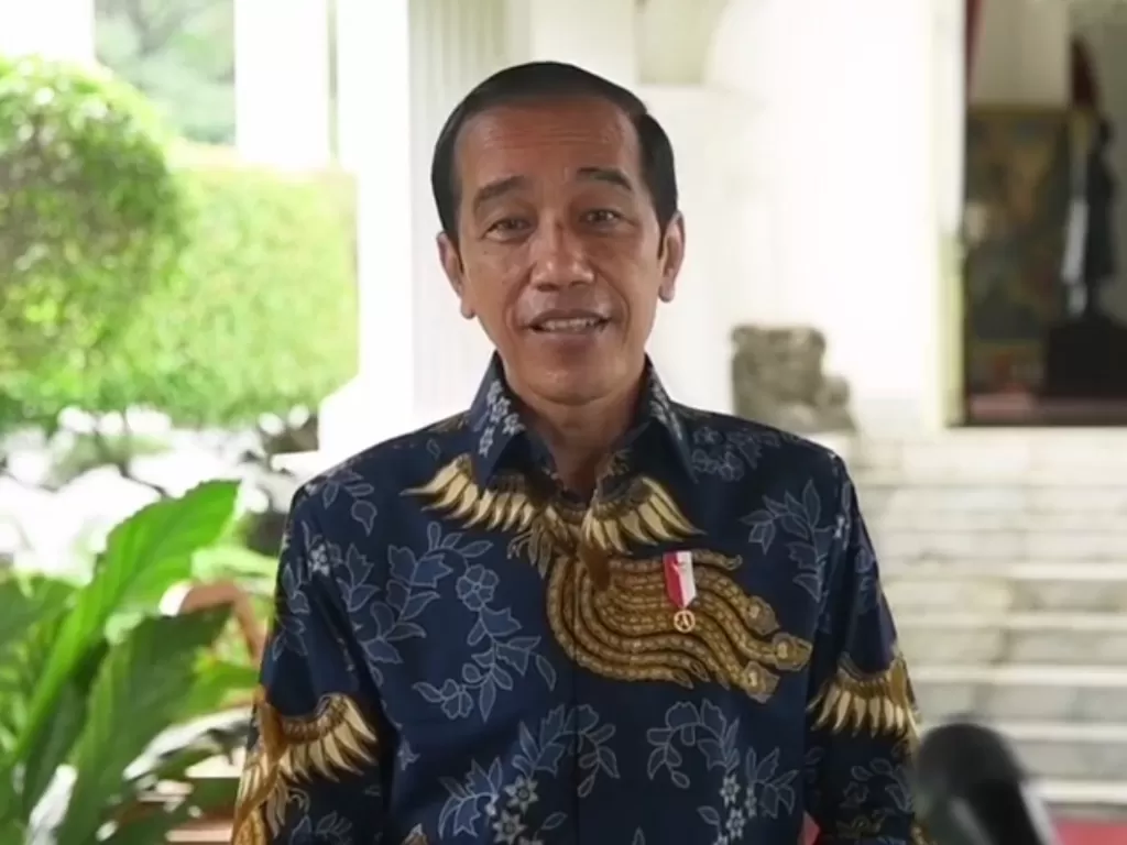 Presiden Jokowi tanggapi kritik BEM UI. (photo/Instagram/@jokowi)