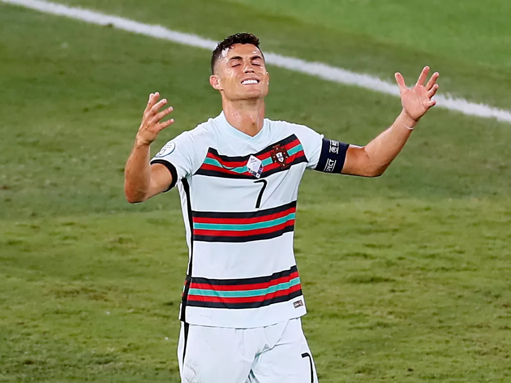 Cristiano Ronaldo, kapten timnas Portugal. (photo/REUTERS/JOSE MANUEL VIDAL)