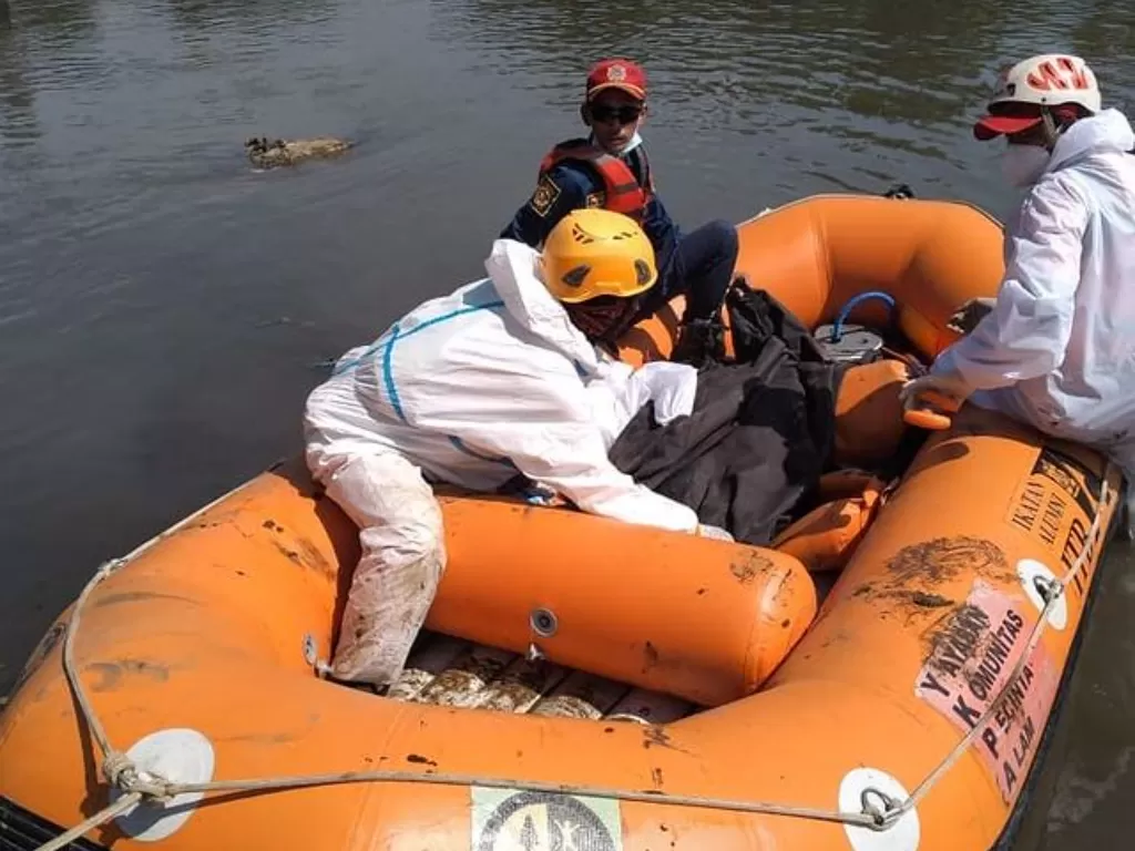 Tim SAR gabungan temukan wanita yang tenggelam di Sungai Citarum Bandung (Instagram/beritakotabandung)