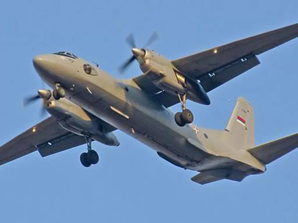 Ilustrasi: Antonov An-26 adalah pesawat bermesin dua turboprov yang bisa dipakai untuk pesawat angkut militer dan penumpang. (photo/Istimewa)