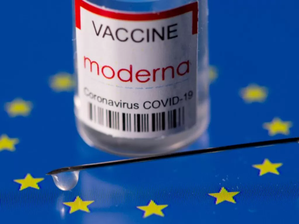 Vaksin Covid-19 Moderna. (REUTERS/Dado Ruvic)