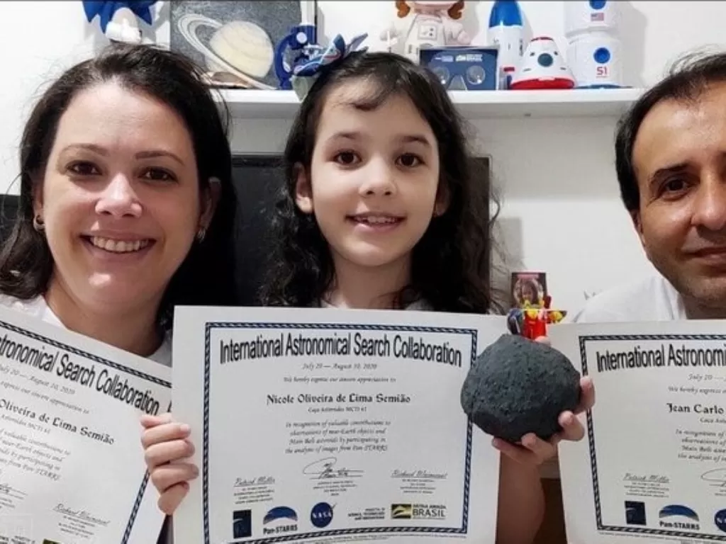 Nicole Oliviera dari Brasil telah menjadi astronom termuda (Facebook/International Astronomical Search Collaboration)
