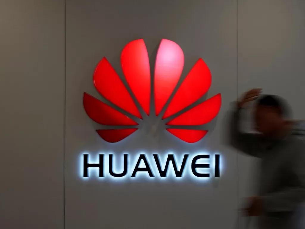 Tampilan logo perusahaan teknologi Huawei asal China (photo/REUTERS/Aly Song)