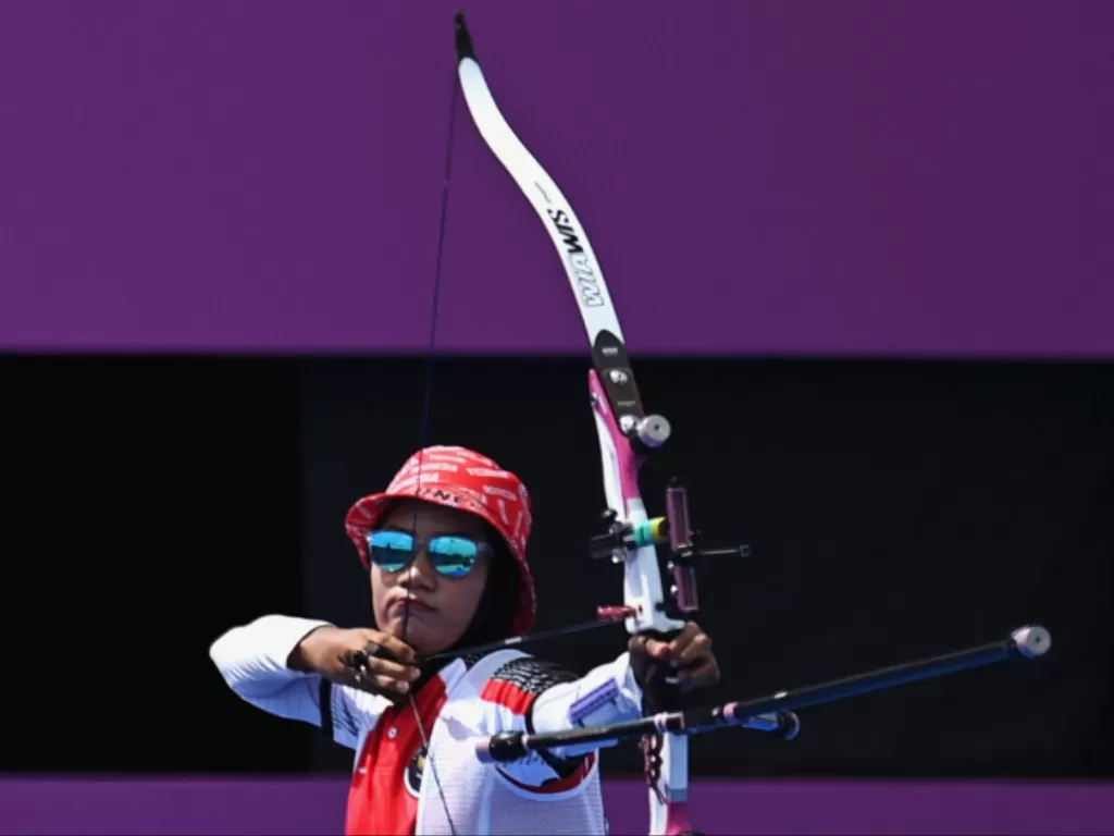  Diananda Choirunisa saat tampil di nomor perorangan putri cabang panahan Olimpiade Tokyo 2020 di Yumenoshima Archery Field, Tokyo, Jepang, Kamis (29/7/2021). (REUTERS/Clodagh Kilcoyne)