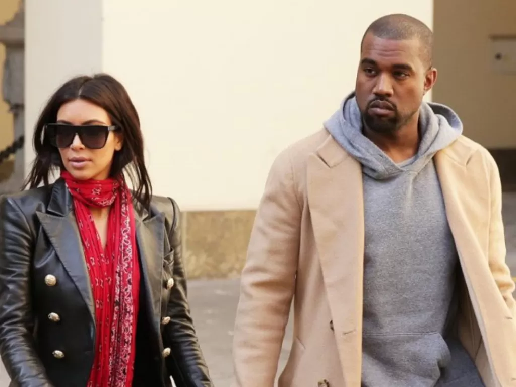 Kim Kardashian dan Kanye West. (Ace Showbiz)