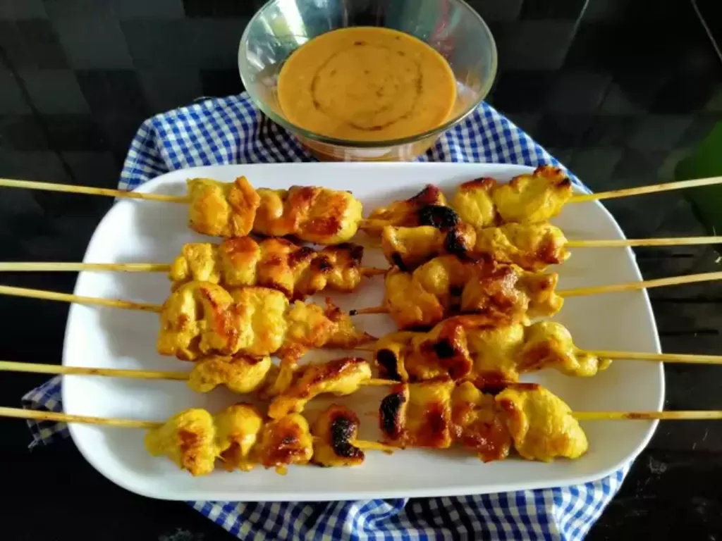 Sate Ayam Bumbu Kuning (Cookpad/Mirna BenyWidodo)