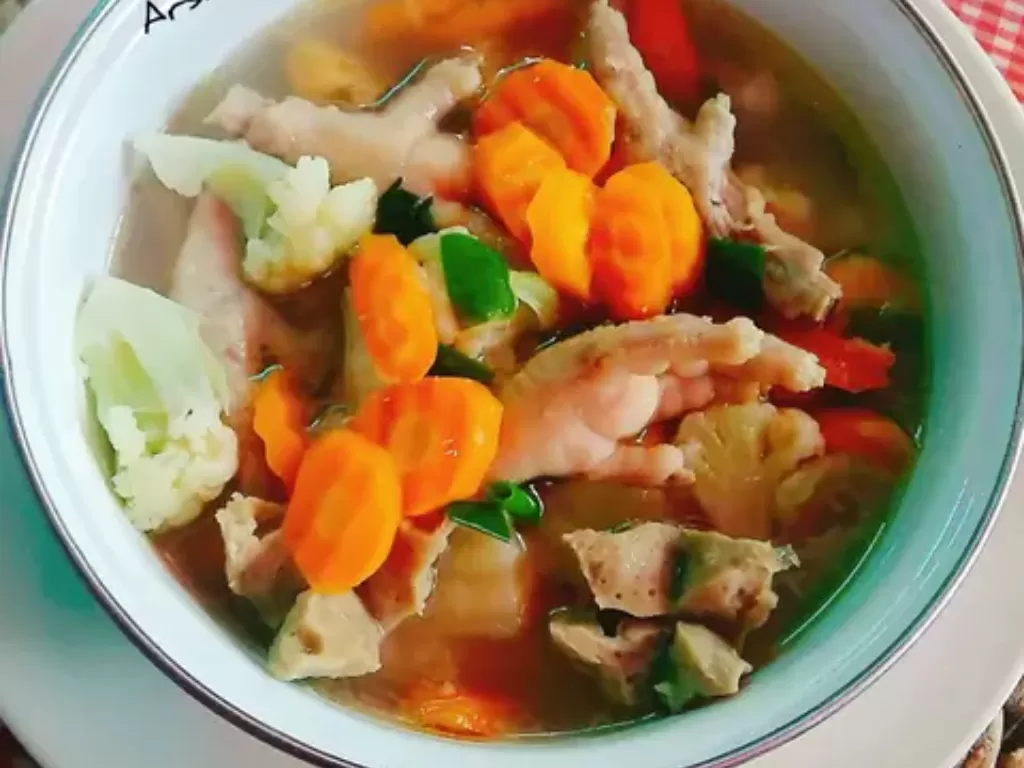 Sop Ceker Ayam (Cookpad/Arshiya Kitchen)