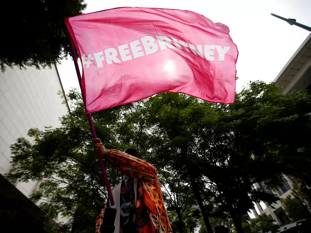Gerakan #FreeBritney sebagai bentuk dukungan untuk Britney Spears. (photo/REUTERS/Mario Anzuoni)