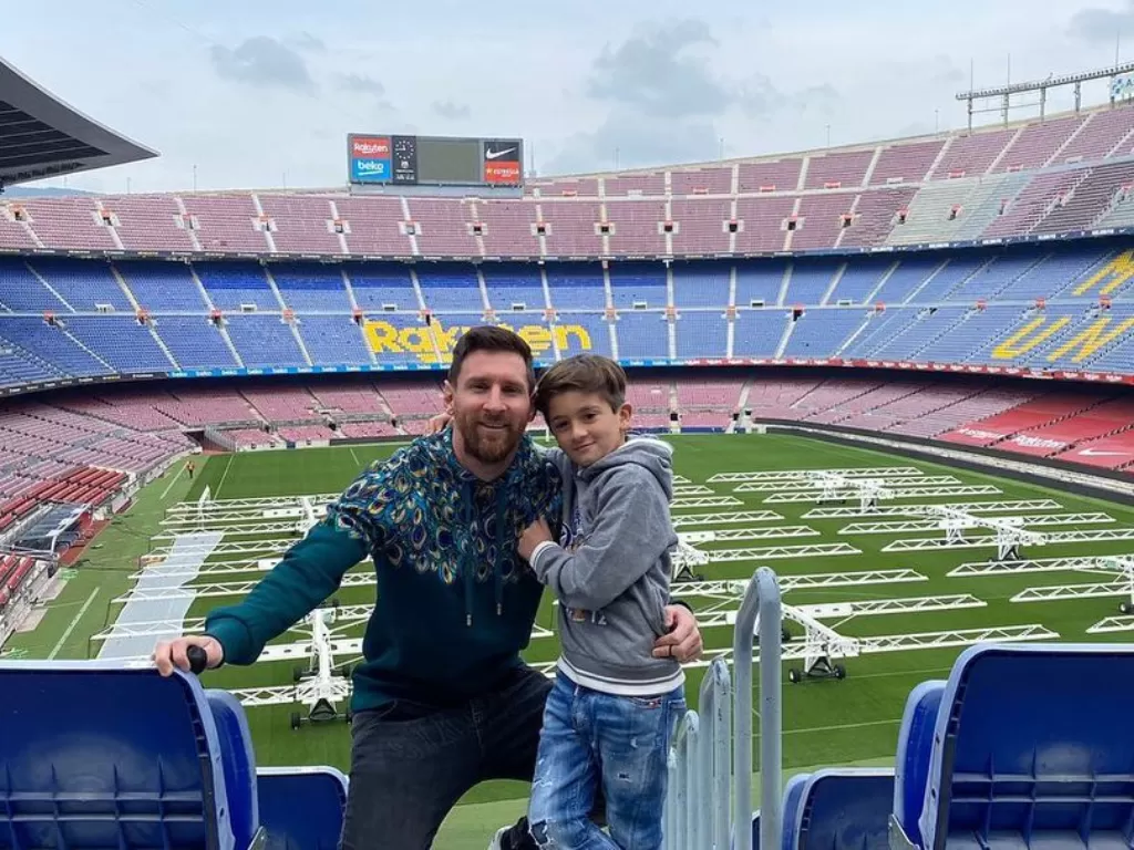 Lionel Messi dan putra sulungnya, Thiago Messi. (photo/Instagram/@leomessi)