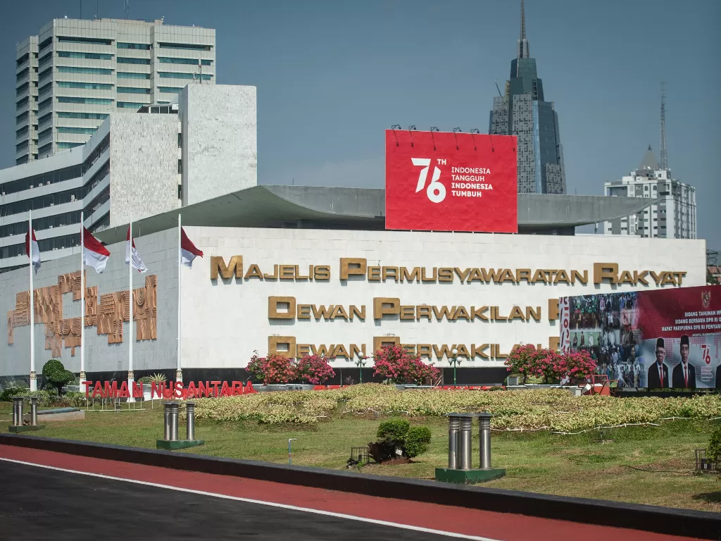 Suasana Kompleks Parlemen Senayan saat berlangsungnya Sidang Tahunan MPR (ANTARA FOTO/Aprillio Akbar)
