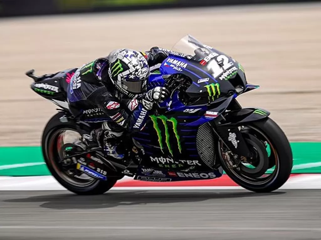 Pembalap MotoGP Maverick Vinales saat bersama tim Monster Energy Yamaha (photo/Instagram/@maverick12official)