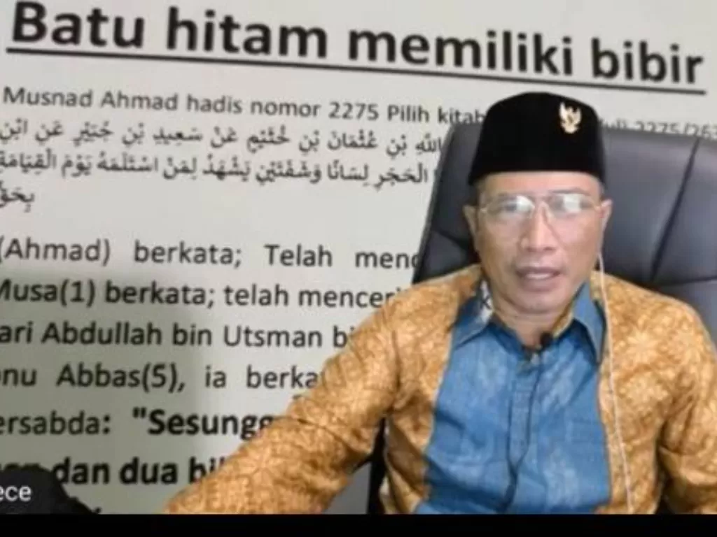 Tangkapan layar video Youtube Muhammad Kece yang dianggap melecehkan agama Islam. (Istimewa)
