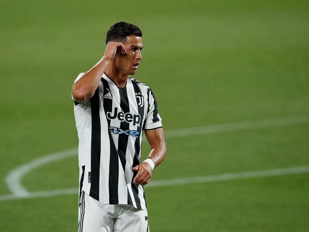 Cristiano Ronaldo dilaporkan akan meninggalkan Juventus (REUTERS/Albert Gea)