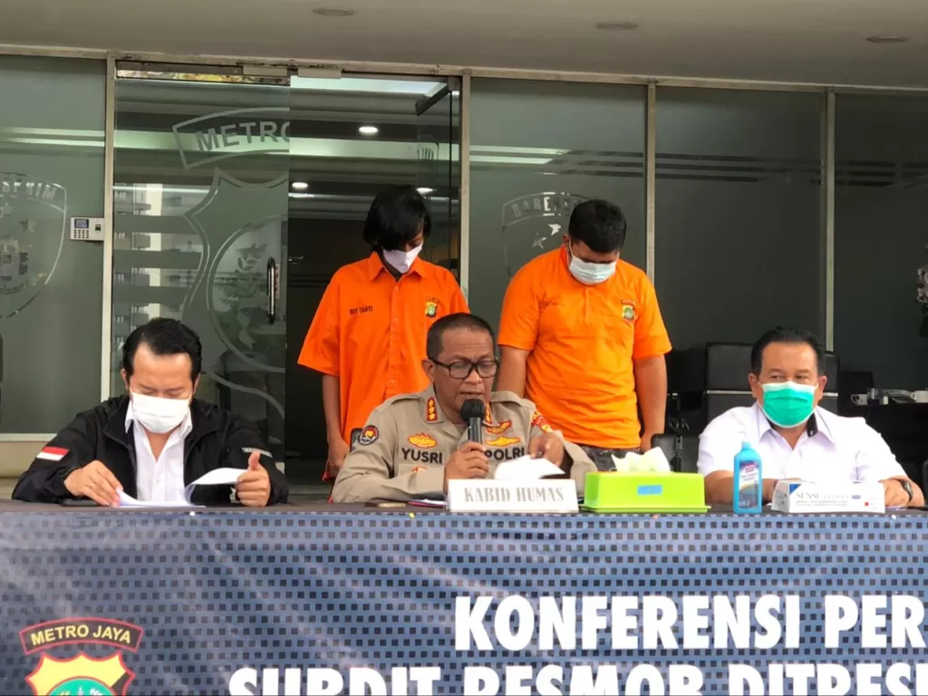 Konferensi pers kasus penipuan dengan korban Bank BRI di Polda Metro Jaya. (INDOZONE/Samsudhuha Wildansyah)