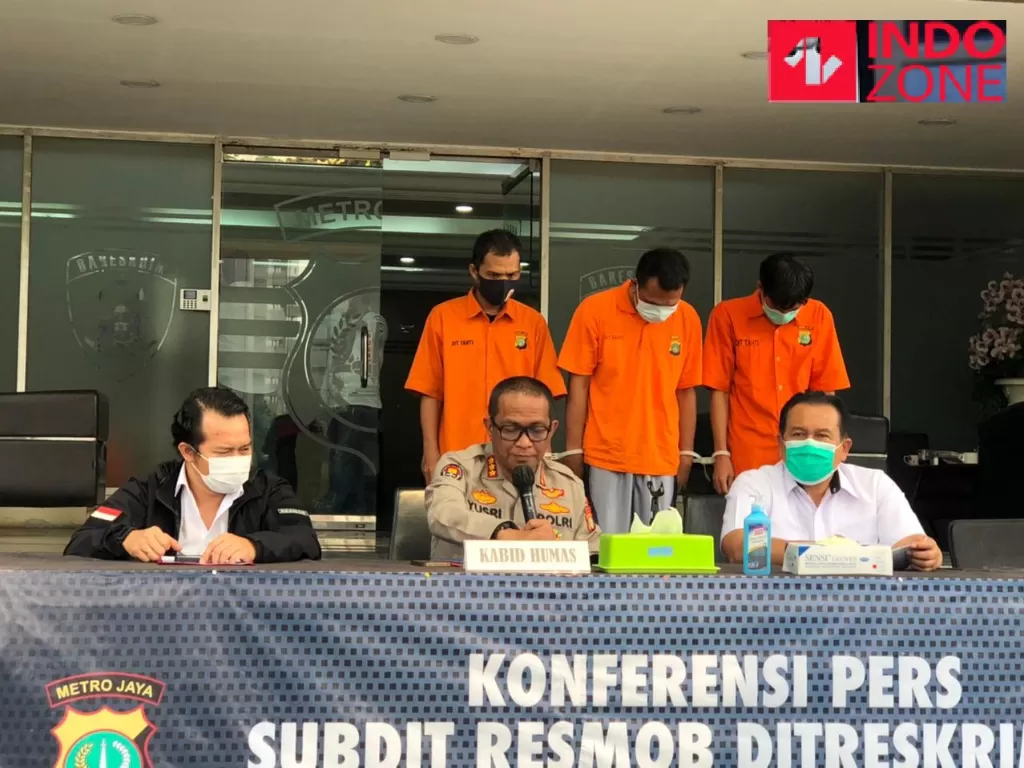  Konferensi pers kasus ganjal ATM di Mapolda Metro Jaya, Jakarta. (INDOZONE/Samsudhuha Wildansyah).