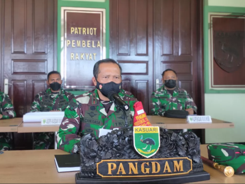 Panglima Kodam XVIII/Kasuari, Mayor Jenderal TNI I Nyoman Cantiasa (ANTARA/Hans A Kapisa)