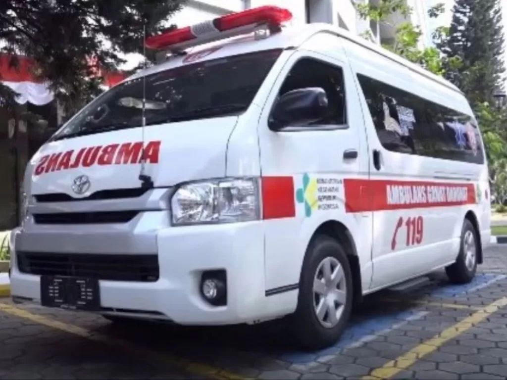 Tangkapan layar penyerahan 15 unit ambulans dari Pemerintah Jepang untuk Provinsi Papua dan Papua Barat, delapan di antaranya akan digunakan untuk mendukung gelaran PON Papua 2021. (ANTARA/Muhammad Ramdan) 