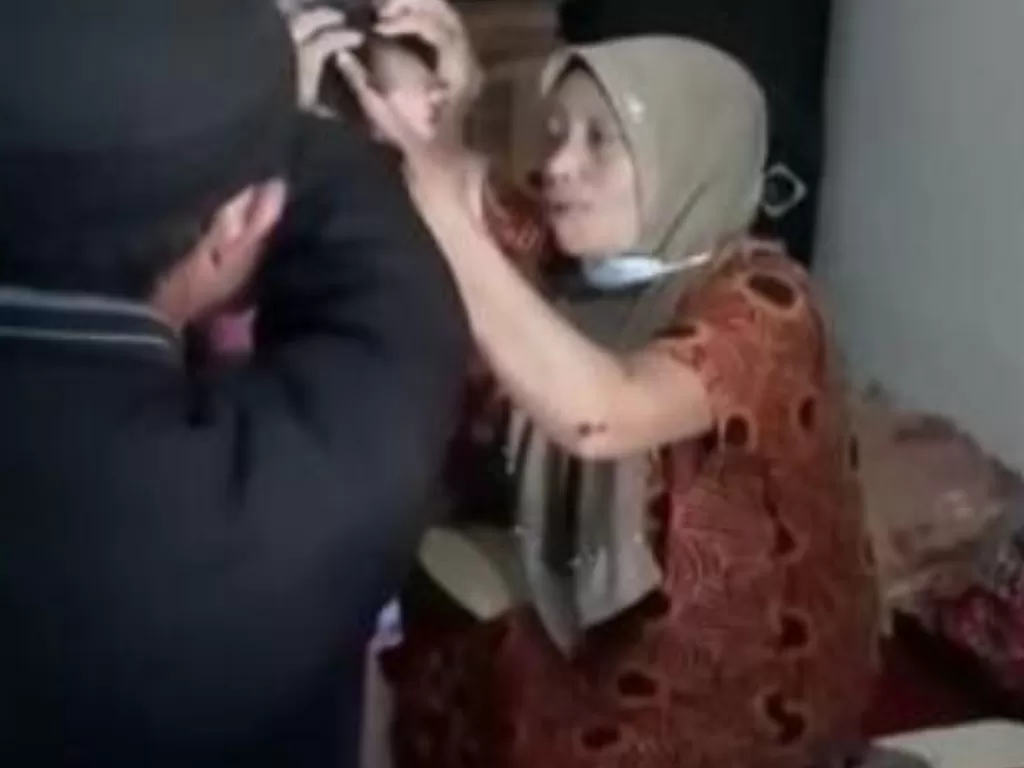 Wanita yang mencongkel mata anak kandungnya di Gowa. (ist)