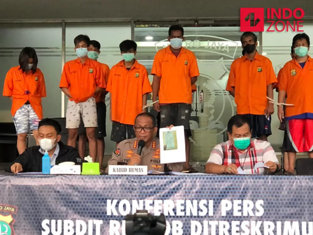 Konferensi pers kasus penipuan catut nama Baim  Wong di Mapolda Metro Jaya. (INDOZONE/Samsudhuha Wildansyah).