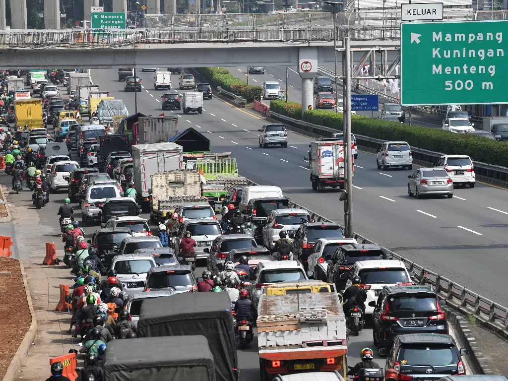 Kemacetan yang terjadi di DKI Jakarta. (ANTARA FOTO/Akbar Nugroho Gumay)
