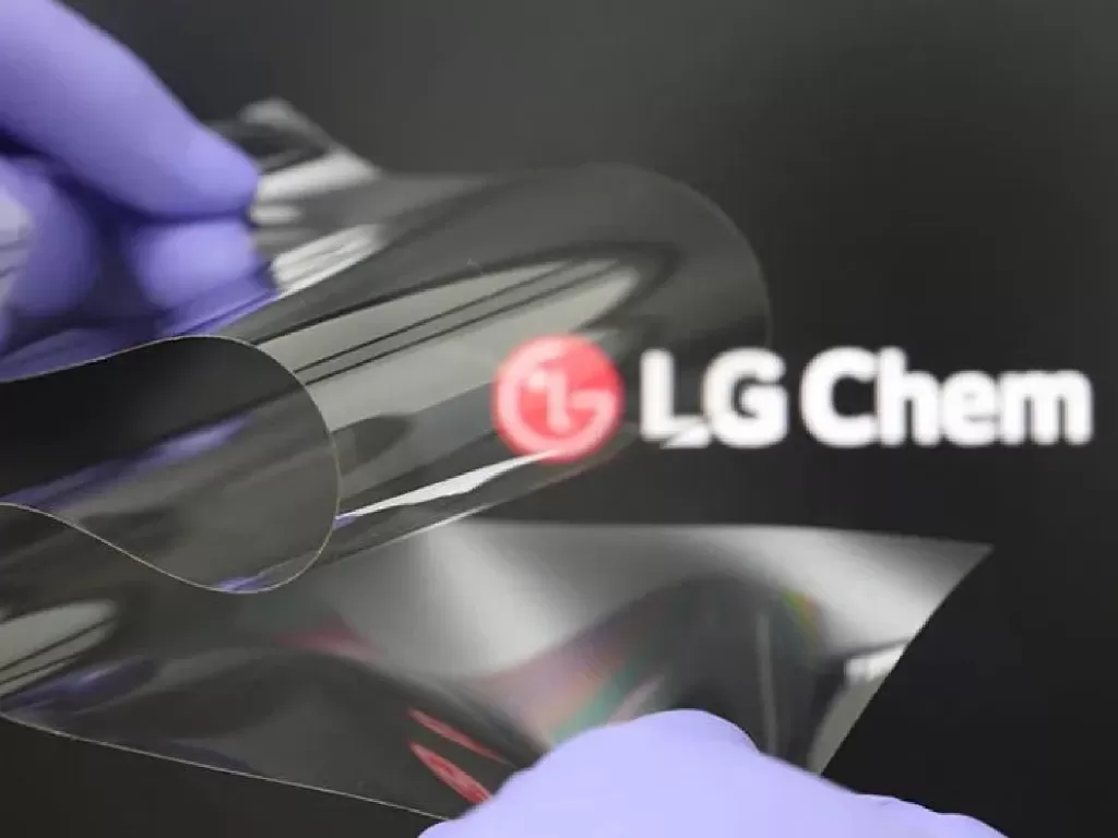 Ilustrasi layar fleksibel buatan LG Chem (photo/LG Chem)