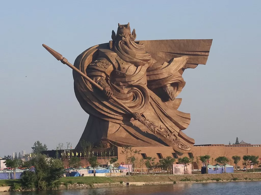 Patung Guan Yu di Jiangzhou, China. (photo/Dok. Wikipedia)