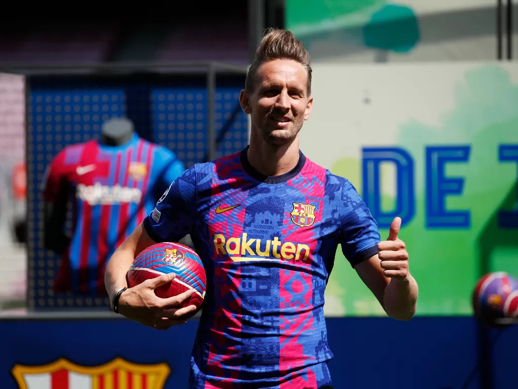 Pemain baru Barcelona,  Luuk de Jong. (photo/ REUTERS/Albert Gea)