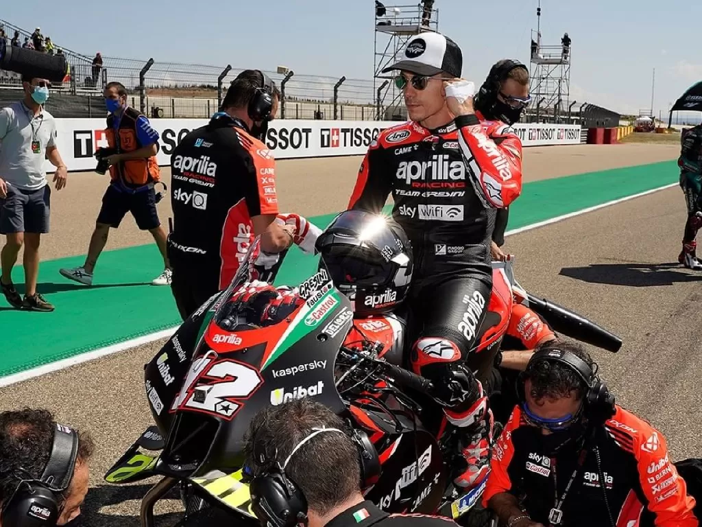 Maverick Vinales saat mengendarai motor Aprilia di MotoGP Aragon 2021 (photo/Instagram/@aprilia)