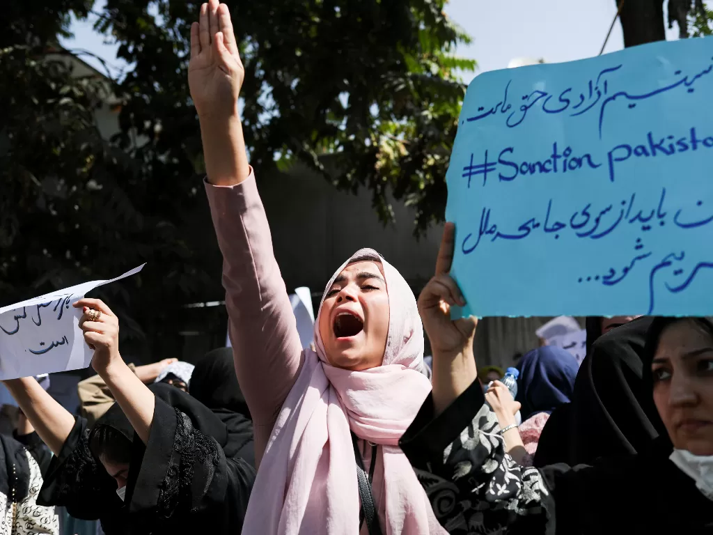 Aksi demonstrasi perempuan di Afghanistan. (REUTERS)