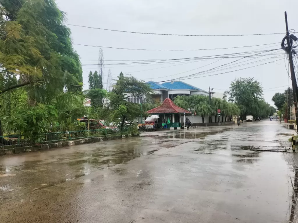 Kawasan Green Garden , Kedoya, Jakarta Barat pasca dilanda hujan deras pada Selasa (14/9/2021) (ANTARA / Walda)