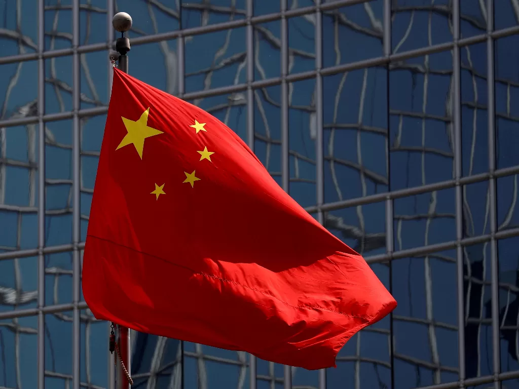 Bendera nasional Tiongkok. (REUTERS/Thomas Peter)