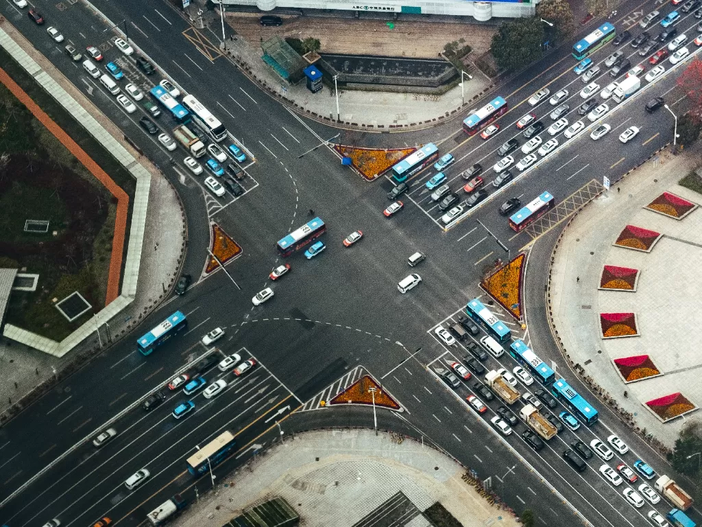 Jalanan di Shenzhen, China dilihat dari udara (Ilustrasi/Unsplash/Robert Bye)