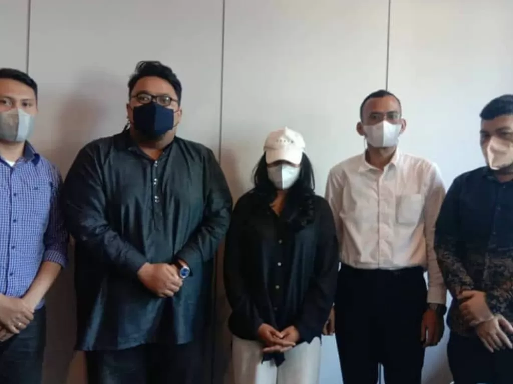 Wanita di Makassar laporkan mantan pacarnya ke polisi diduga sebar rekaman vcs (Instagram/sragenkita)
