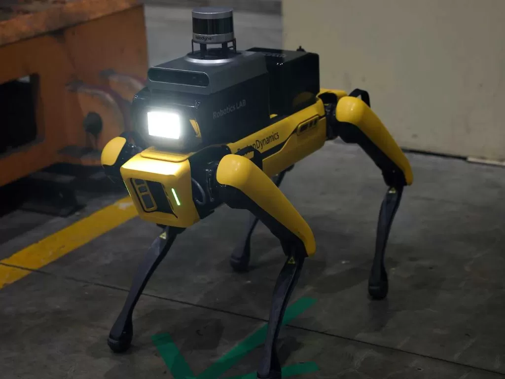 Robot Spot besutan Boston Dynamics (Source: YouTube - Hyundai Motor Group)