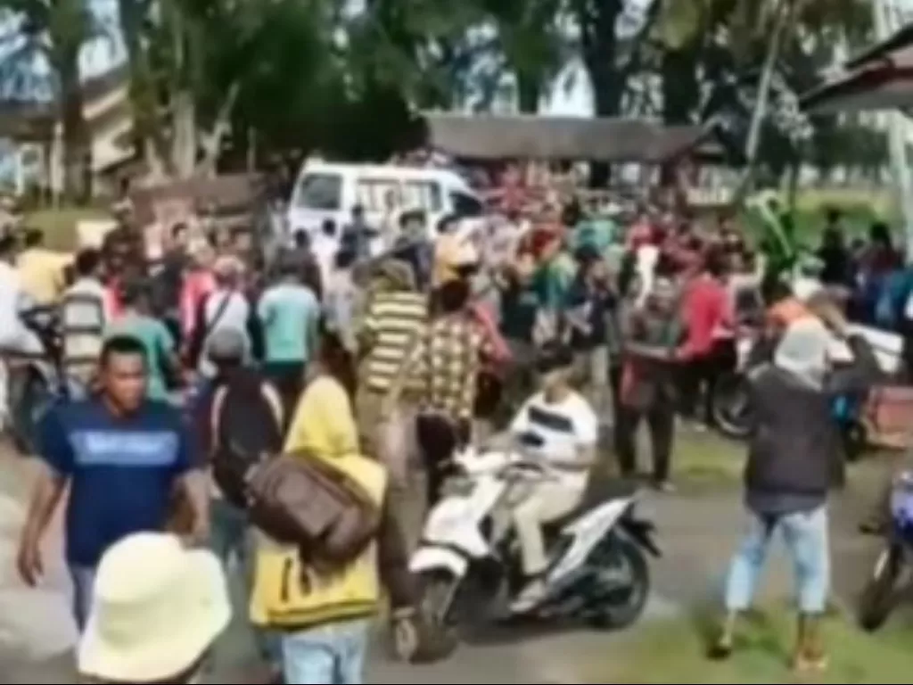 Warga Aceh geruduk lokasi vaksin Covid-19. (Tangkapan layar)