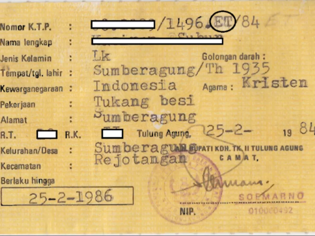 KTP dengan label ET (dokumentasi keluarga Tan Tik Soe)