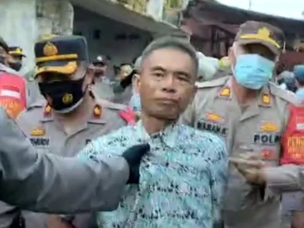 Anggota DPRD Indramayu ditangkap diduga sebagai provokator pembantaian petani tebu. (Istimewa)