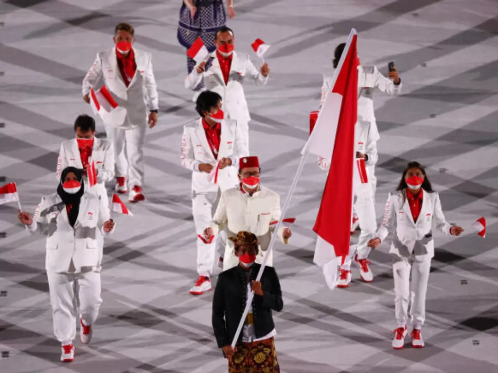 Atlet Indonesia di Upacara Pembukaan Olimpiade Tokyo 2020, Juli 2021 (REUTERS/Mike Blake)