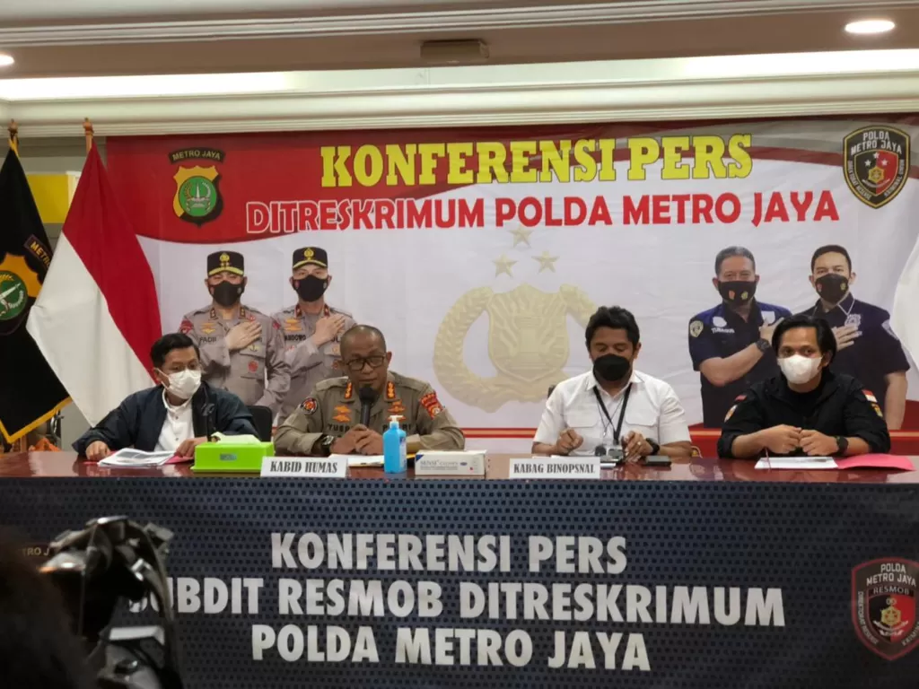 Konferensi pers kasus begal sadis di Mapolda Metro Jaya, Jakarta. (INDOZONE/Samsudhuha Wildansyah)