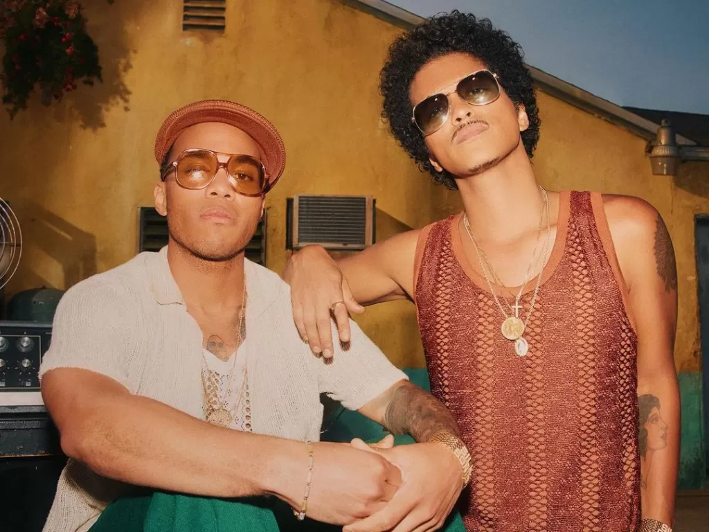 Bruno Mars dan Anderson .Paak. (photo/Instagram/@brunomars)