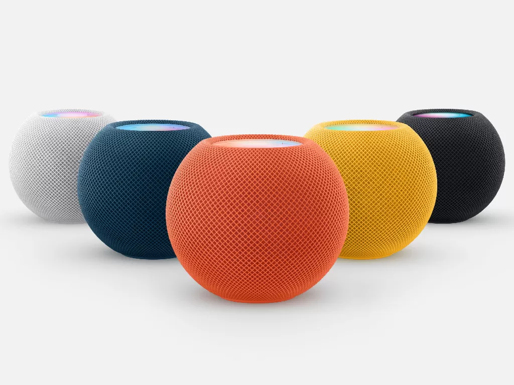 Tampilan speaker pintar HomePod Mini dengan lima varian warna berbeda (photo/Apple)