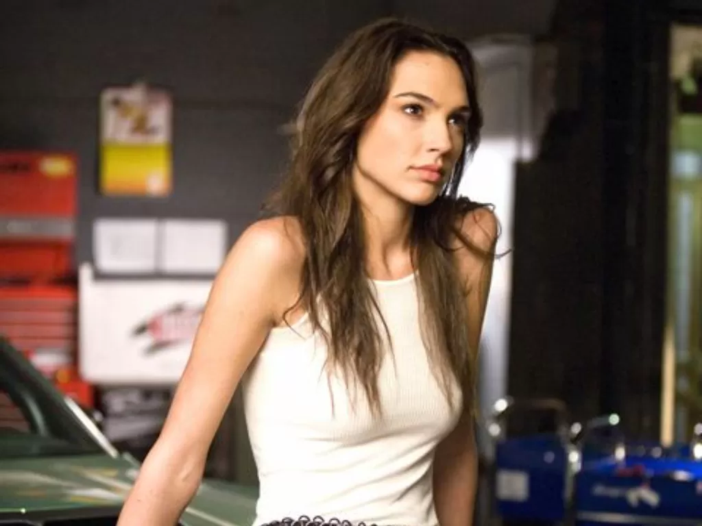 Gal Gadot di film Fast and Furious (Universal Pictures)