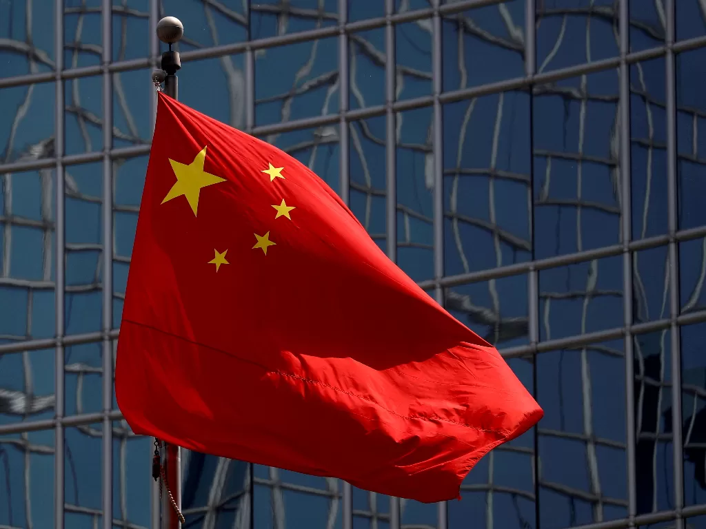 Bendera nasional Tiongkok. (REUTERS/Thomas Peter)