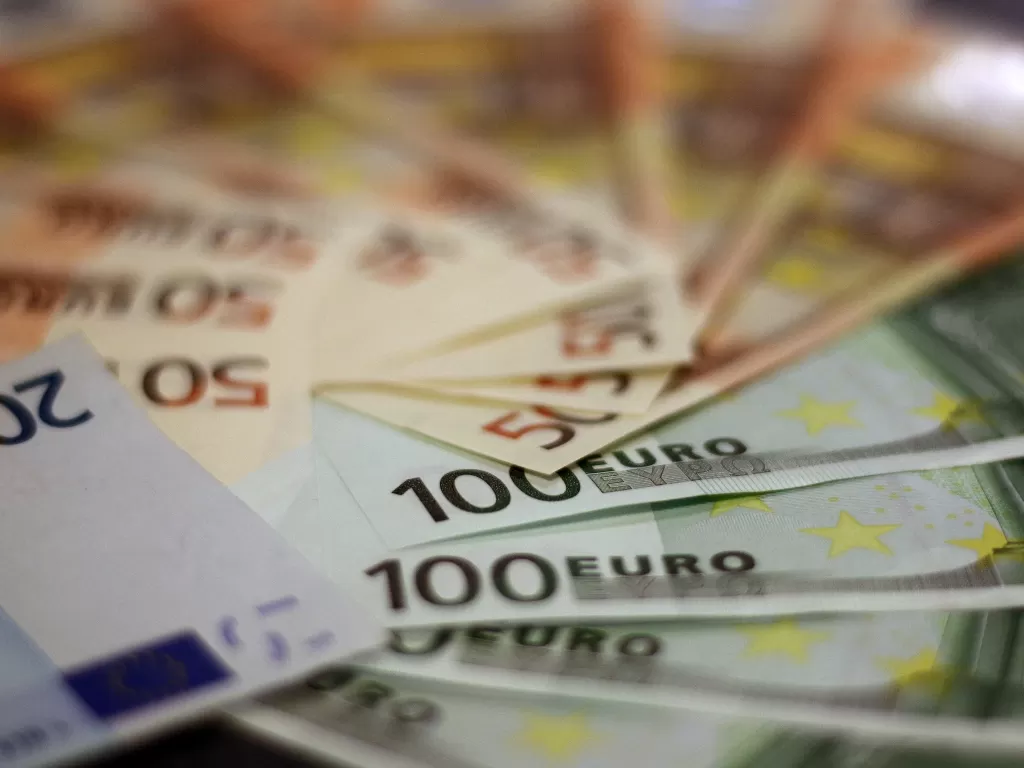 Uang. (photo/Ilustrasi/Pexels/Pixabay)