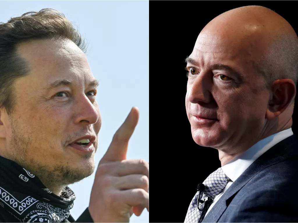 Elon Musk dan Jeff Bezos (REUTERS)
