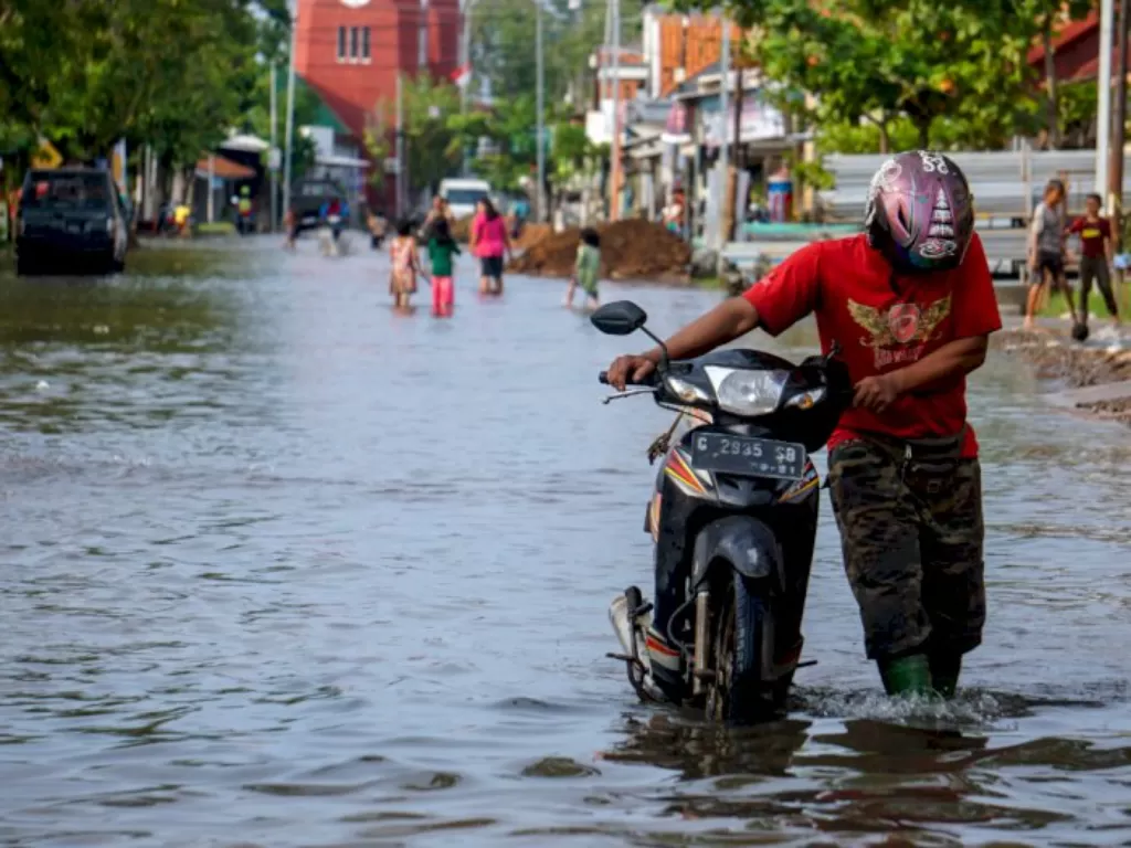 Ilustrasi banjir. (ANTARA FOTO/Harviyan Perdana Putra)
