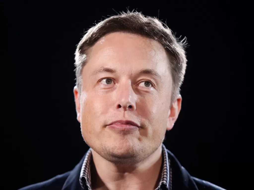 Elon Musk (photo/REUTERS/Lucy Nicholson)