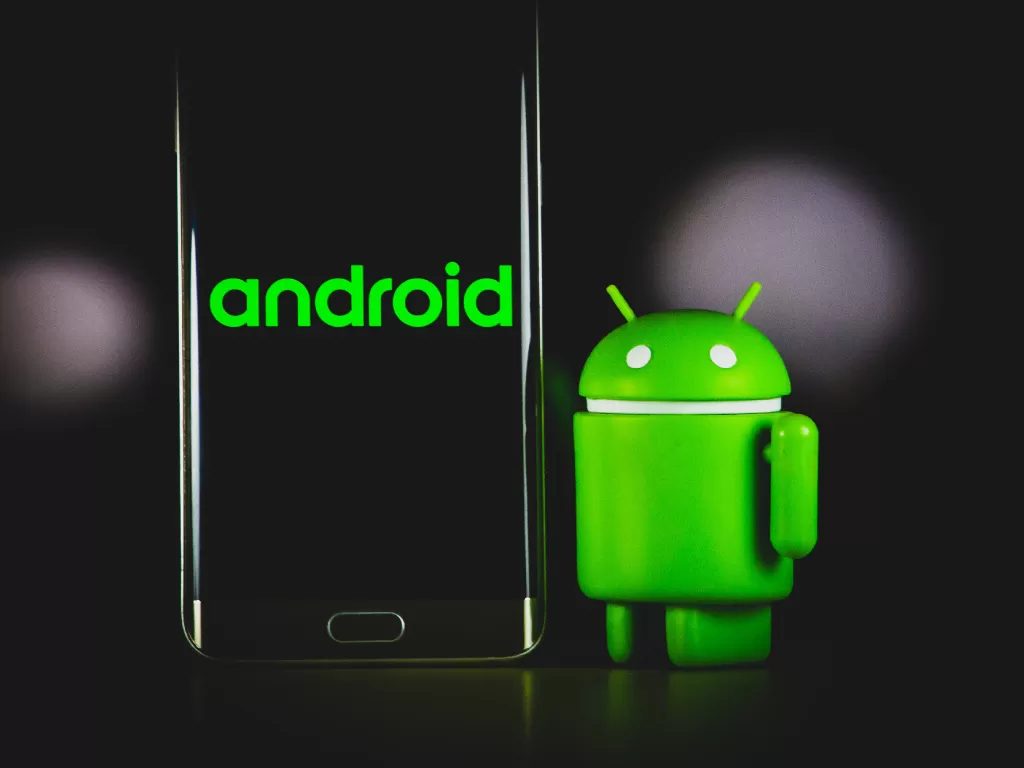Ilustrasi smartphone dengan sistem operasi Android (photo/Unsplash/Denny Muller)